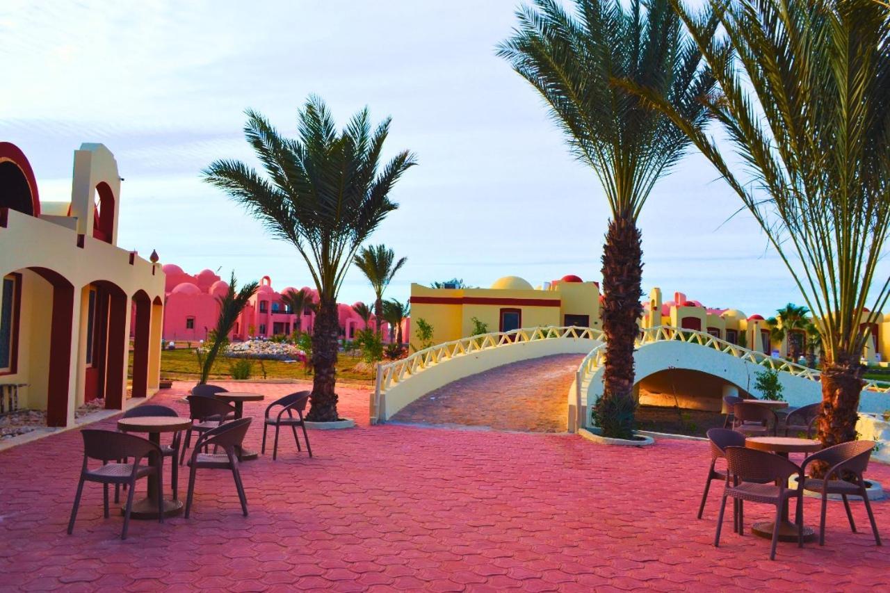 Hostmark Zabargad Beach Resort Abū Ghuşūn Esterno foto