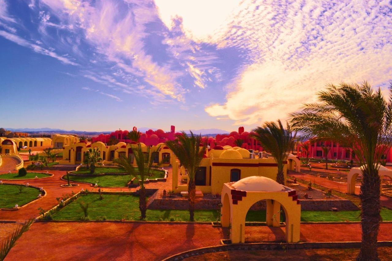 Hostmark Zabargad Beach Resort Abū Ghuşūn Esterno foto