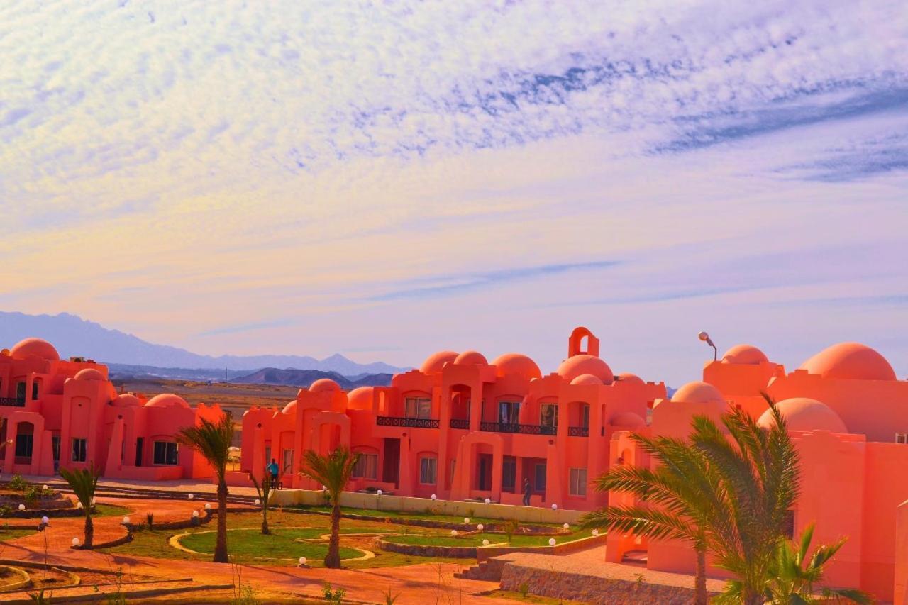 Hostmark Zabargad Beach Resort Abū Ghuşūn Esterno foto