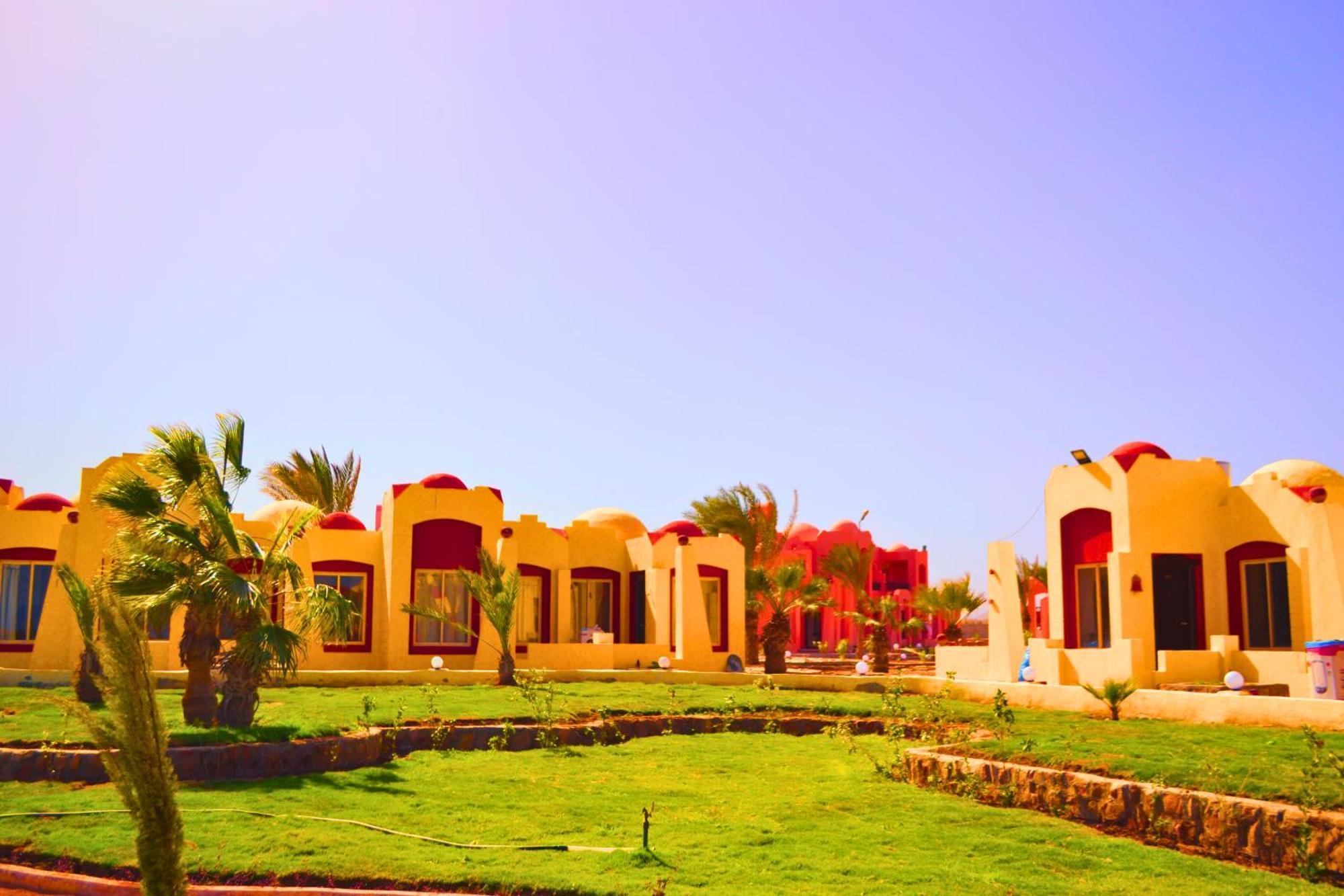 Hostmark Zabargad Beach Resort Abū Ghuşūn Esterno foto