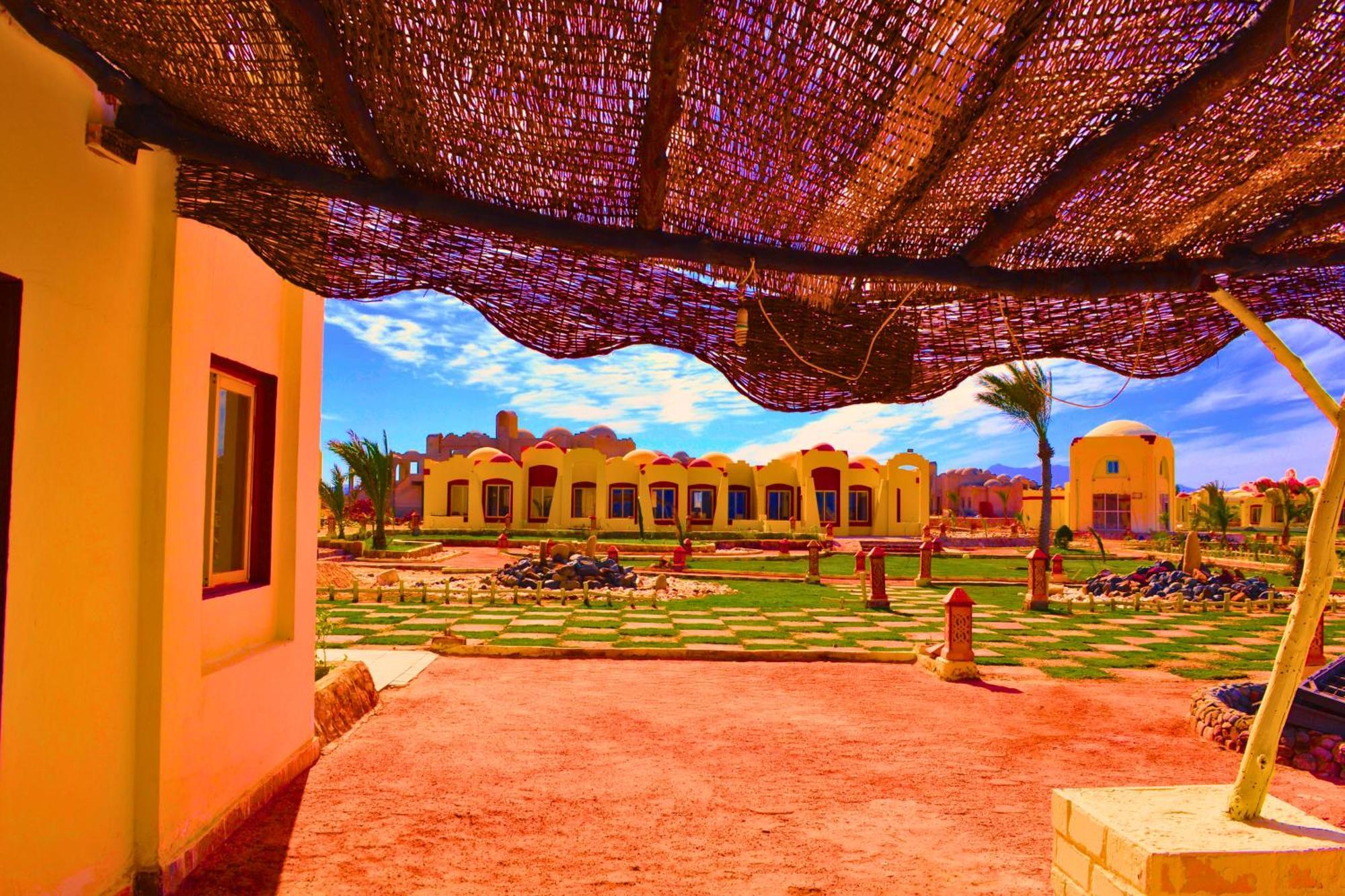 Hostmark Zabargad Beach Resort Abū Ghuşūn Esterno foto