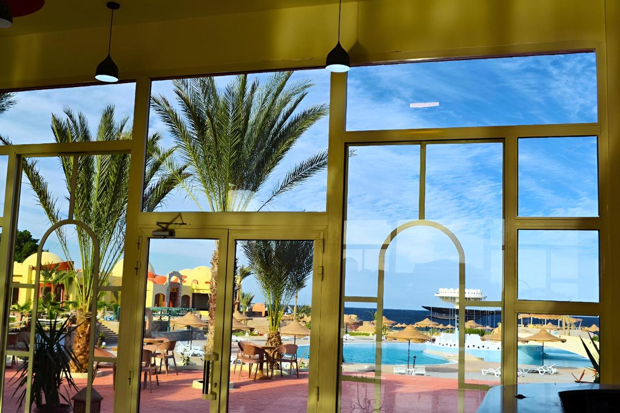 Hostmark Zabargad Beach Resort Abū Ghuşūn Esterno foto