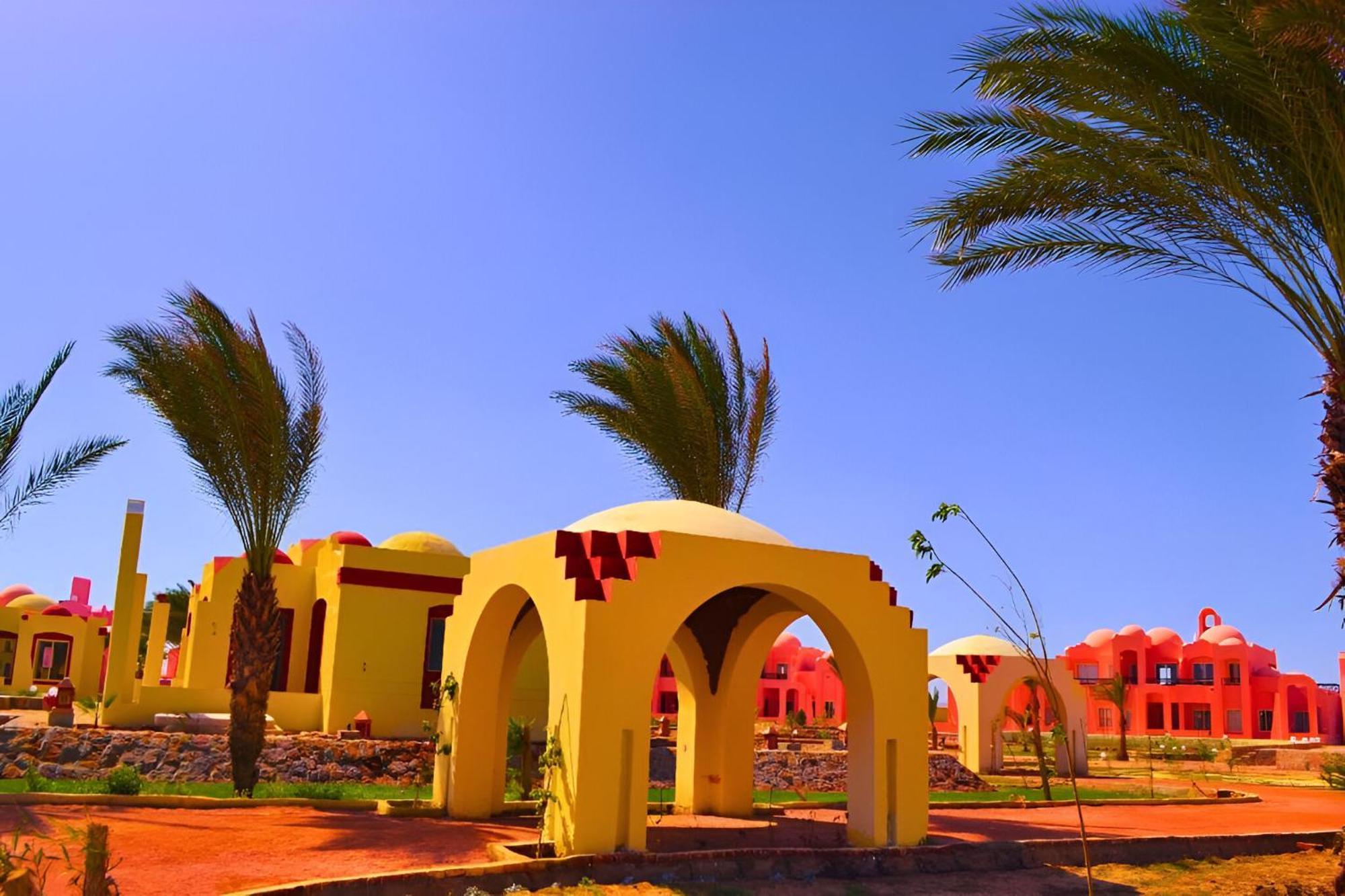 Hostmark Zabargad Beach Resort Abū Ghuşūn Esterno foto