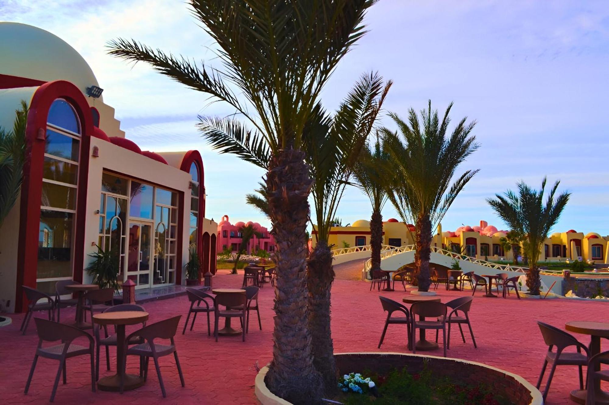 Hostmark Zabargad Beach Resort Abū Ghuşūn Esterno foto