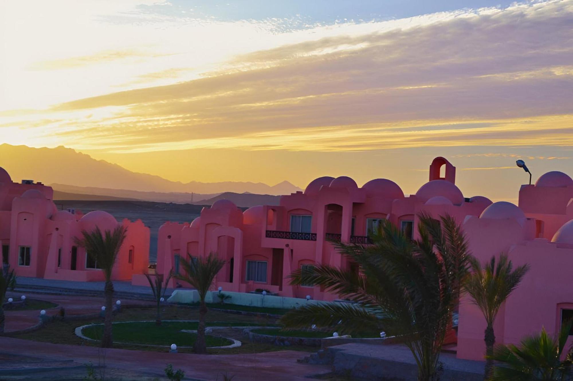 Hostmark Zabargad Beach Resort Abū Ghuşūn Esterno foto